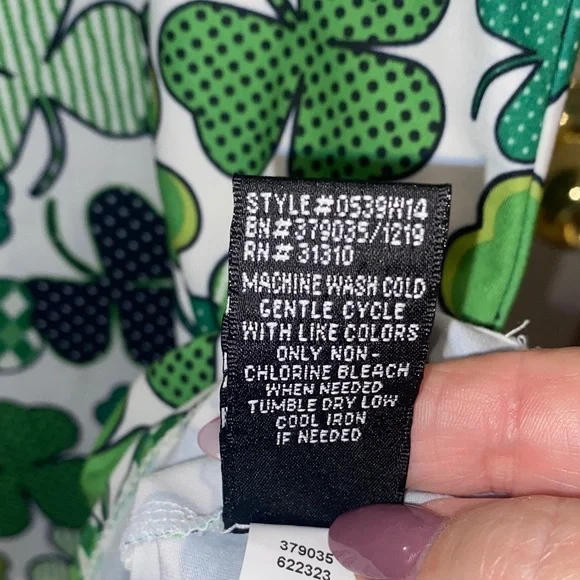 ☘️Charming Clover Print dress by Dress Works. - Picture 5 of 6